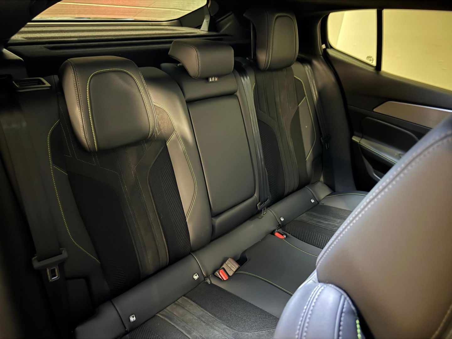 Peugeot 408 1.2 PureTech GT 130 EAT8 KEYLESS CARPLAY