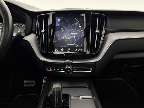 Volvo XC60 2.0 Recharge T8 AWD R-Design | SOH 83% | Pano | H/K | HuD | Memory | Stoel/Stuurverw. | Virtual | Trekh. | Camera | Carplay