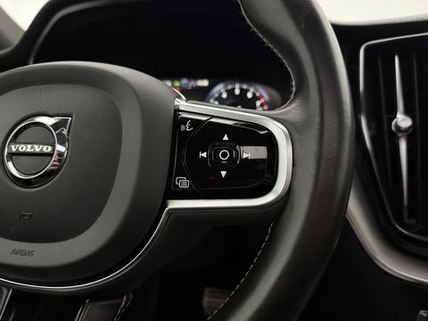 Volvo XC60 2.0 Recharge T8 AWD R-Design | SOH 83% | Pano | H/K | HuD | Memory | Stoel/Stuurverw. | Virtual | Trekh. | Camera | Carplay