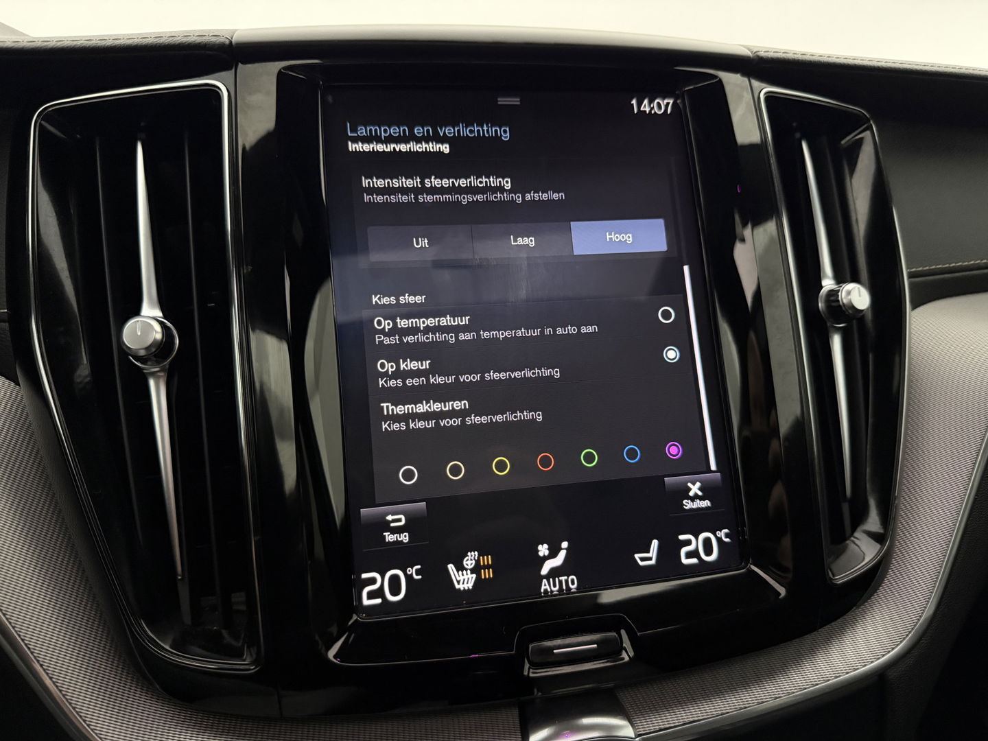 Volvo XC60 2.0 Recharge T8 AWD R-Design | SOH 83% | Pano | H/K | HuD | Memory | Stoel/Stuurverw. | Virtual | Trekh. | Camera | Carplay