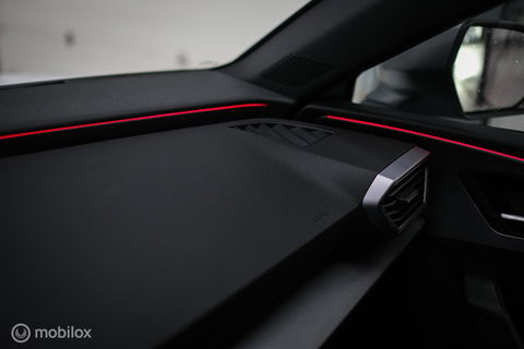 SEAT Leon Sportstourer FR 1.4 TSI eHybrid | ACC | Stoel + stuur verwarming | Drivers Assistent Pack XL | LED | CarPlay | Camera | Sportstoelen | Flippe