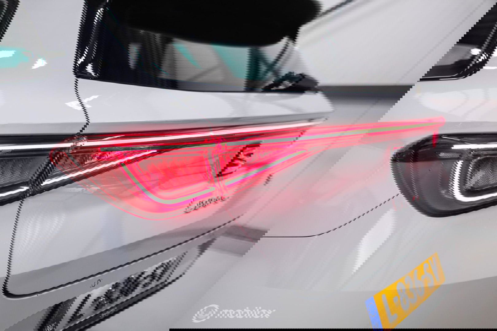 SEAT Leon Sportstourer FR 1.4 TSI eHybrid | ACC | Stoel + stuur verwarming | Drivers Assistent Pack XL | LED | CarPlay | Camera | Sportsto