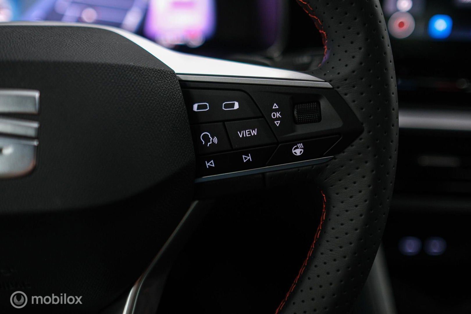 SEAT Leon Sportstourer FR 1.4 TSI eHybrid | ACC | Stoel + stuur verwarming | Drivers Assistent Pack XL | LED | CarPlay | Camera | Sportsto