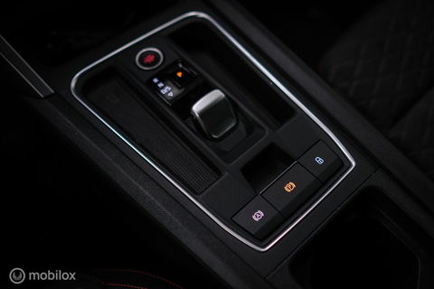 SEAT Leon Sportstourer FR 1.4 TSI eHybrid | ACC | Stoel + stuur verwarming | Drivers Assistent Pack XL | LED | CarPlay | Camera | Sportstoelen | Flippe