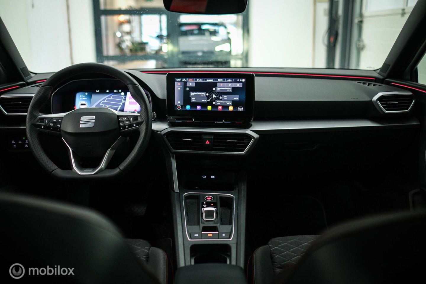 SEAT Leon Sportstourer FR 1.4 TSI eHybrid | ACC | Stoel + stuur verwarming | Drivers Assistent Pack XL | LED | CarPlay | Camera | Sportstoelen | Flippe