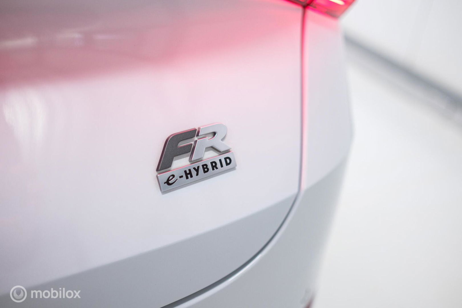 SEAT Leon Sportstourer FR 1.4 TSI eHybrid | ACC | Stoel + stuur verwarming | Drivers Assistent Pack XL | LED | CarPlay | Camera | Sportsto