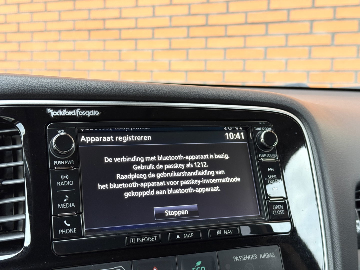 Mitsubishi Outlander 2.0 PHEV instyle+ | 18'' lichtmetaal | 360° Camera | Schuif / kanteldak | 1500KG trekken | Stoel / Stuurverwarming | Lederen Bekleding |