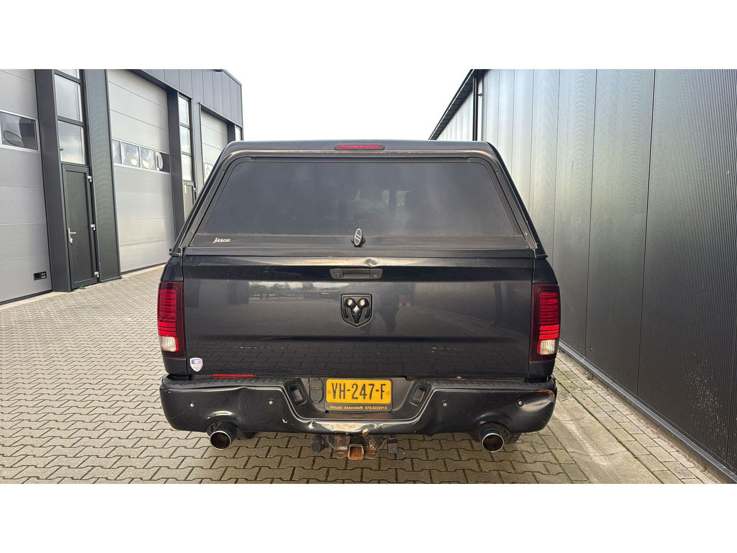 Dodge Ram 1500 5.7 V8 4x4 Crew Cab 5'7 huif