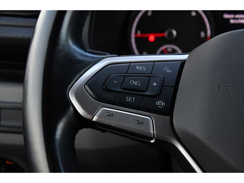 Volkswagen Transporter 2.0 TDI L2H1 ABT Edition Camera, Carplay, Stoelverwarming, Cruise, LED, 150pk, Automaat, Multimedia, Standkachel, Trekhaak, Uniek!