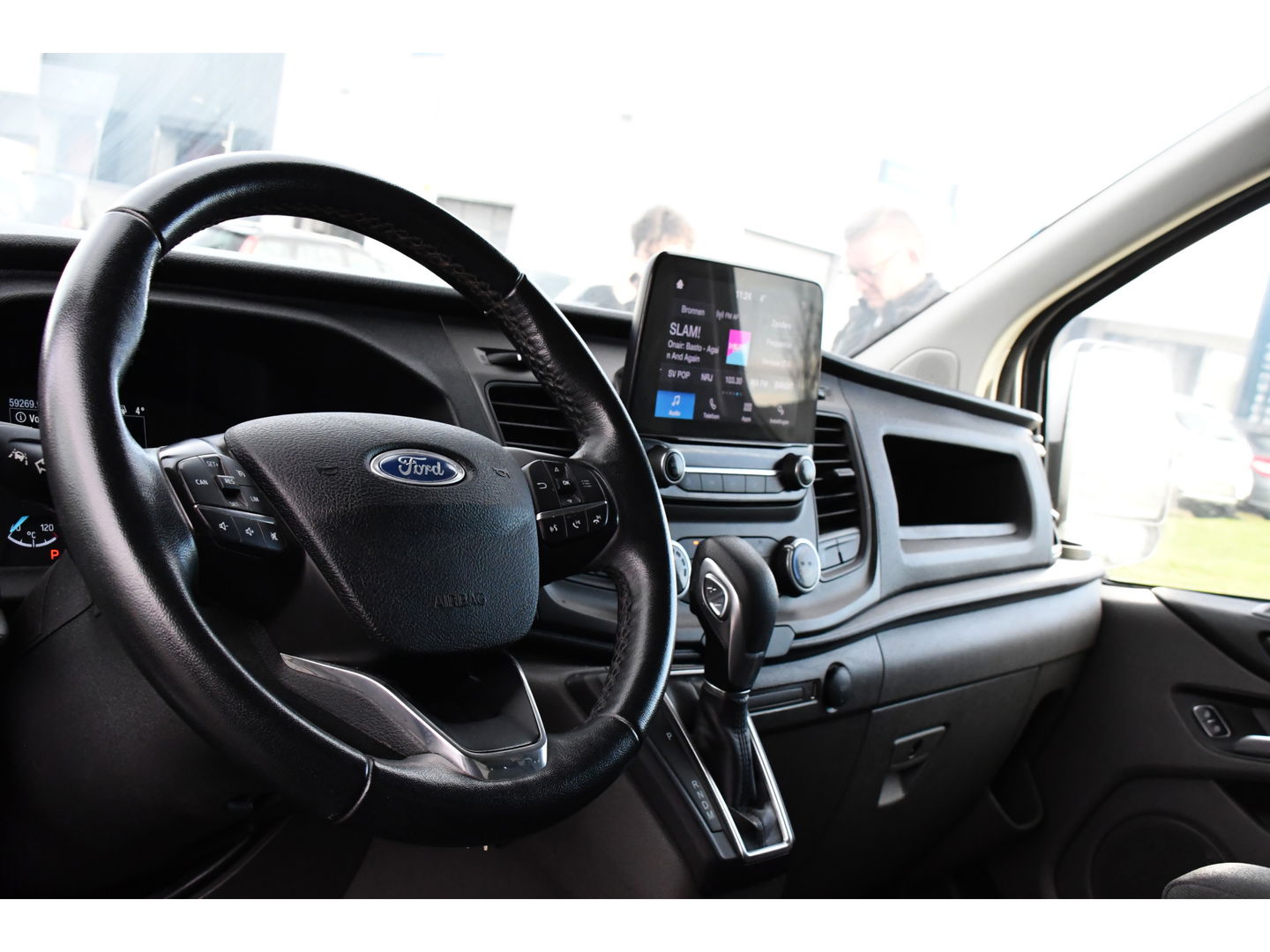 Ford Transit Custom 280 2.0 TDCI L1H1 PB Edition Camera, Cruise, Carplay, Sensoren, Automaat, 2 x Schuifdeur, Automaat, Stoelverwarming, LED, Uniek!