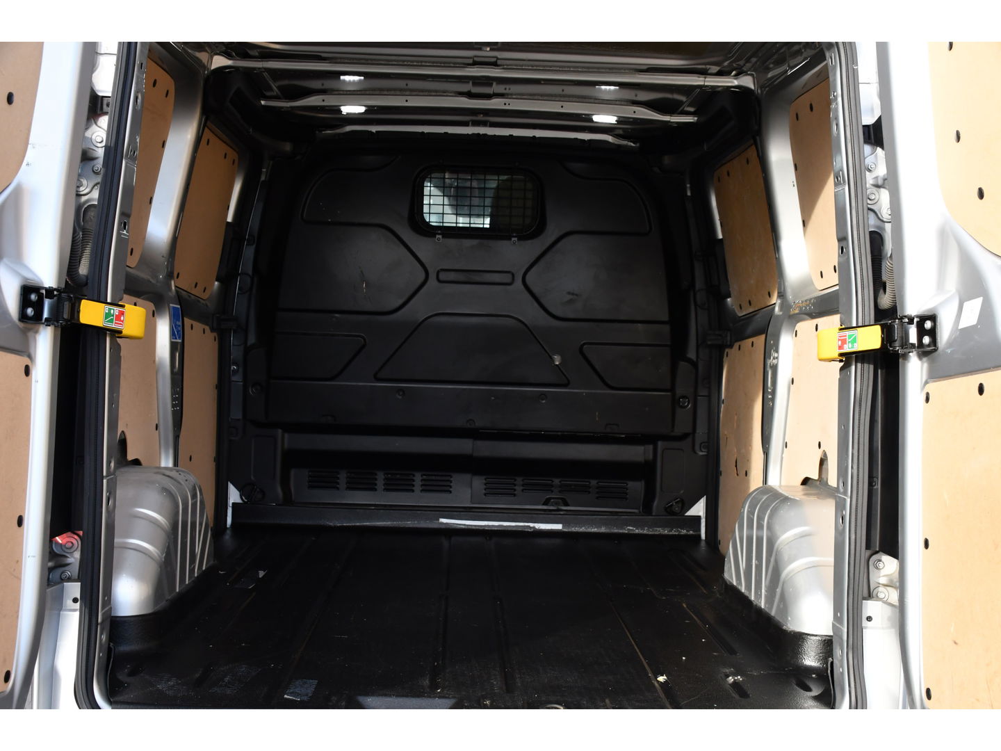 Ford Transit Custom 280 2.0 TDCI L1H1 PB Edition Camera, Cruise, Carplay, Sensoren, Automaat, 2 x Schuifdeur, Automaat, Stoelverwarming, LED, Uniek!