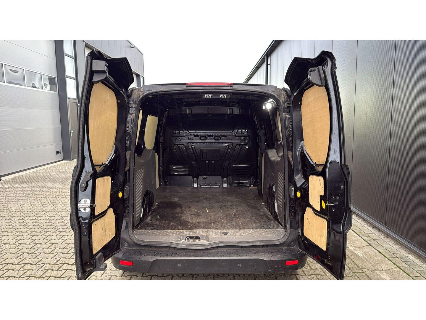 Ford Transit Connect 1.0 Ecoboost L2 Zwart Marge lengte 2