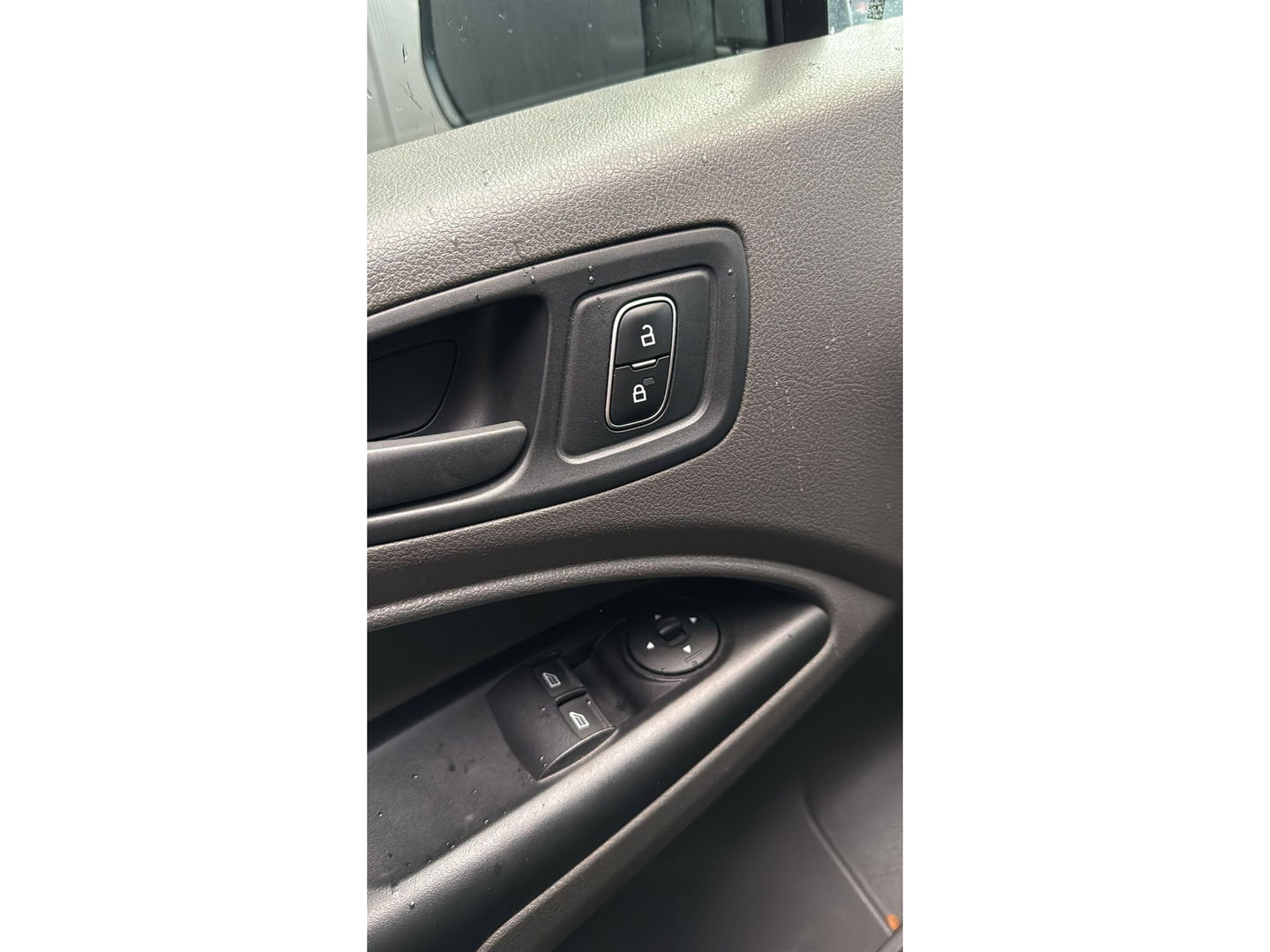 Ford Transit Connect 1.0 Ecoboost L2 Zwart Marge lengte 2