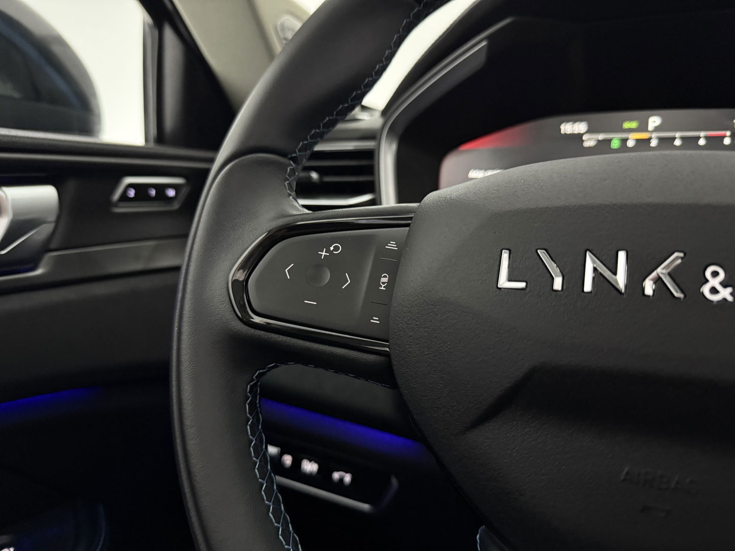 Lynk Co 01 1.5 | SOH 95% | Pano | Sfeerver. | 360° | Virtual | Memory | Carplay | Adap. Cruise | NAP