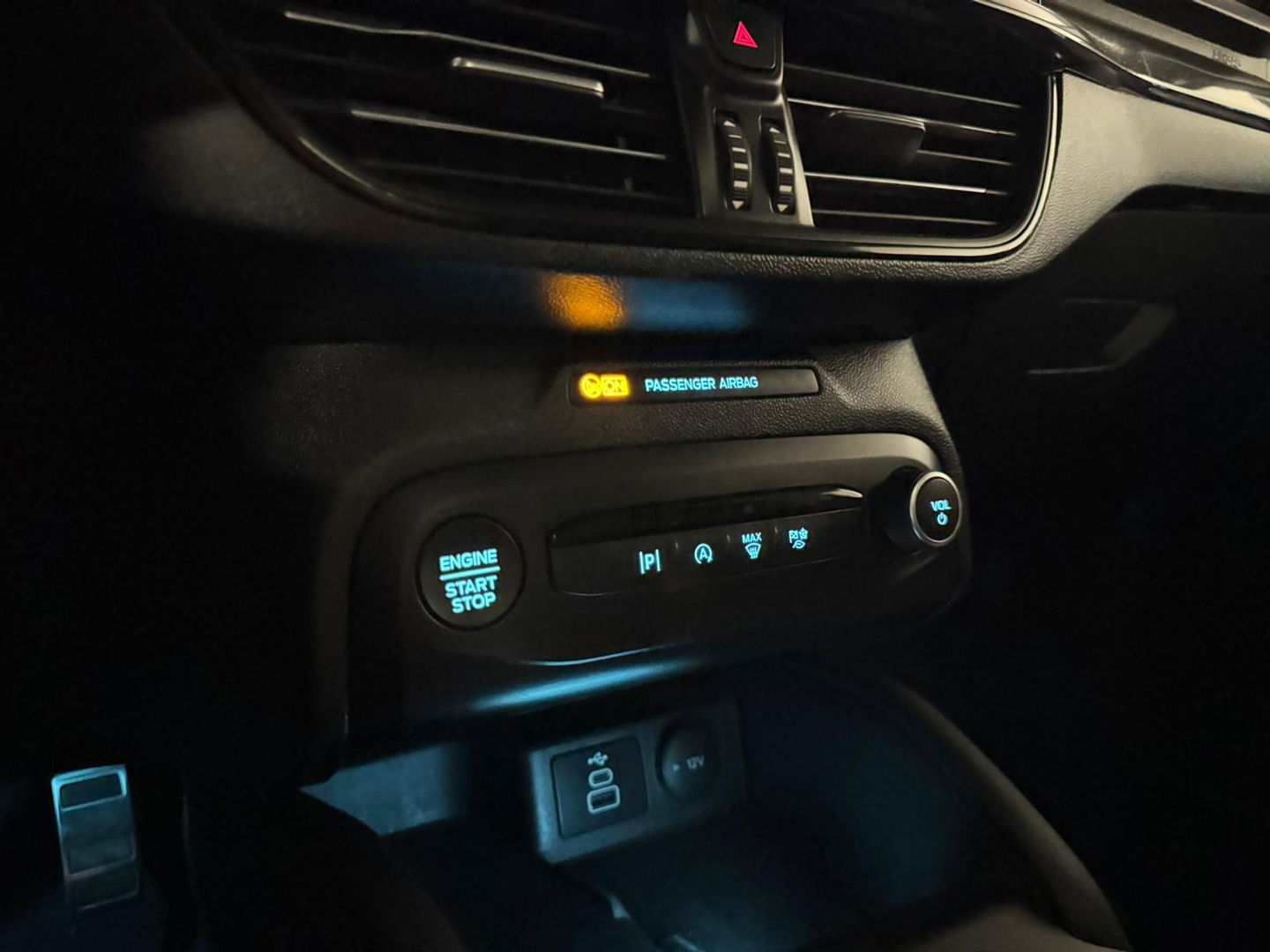 Ford Focus 1.0 EcoBoost Hybrid ST Line X PANO B&O VOL'