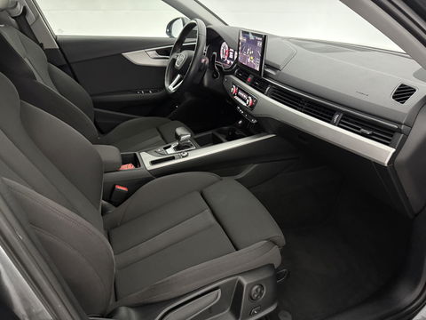 Audi A4 40 TFSI S-Line | Virtual | Carplay | Trekh. | Adap. Cruise | Stoel/Stuurverw. | Navi | LED