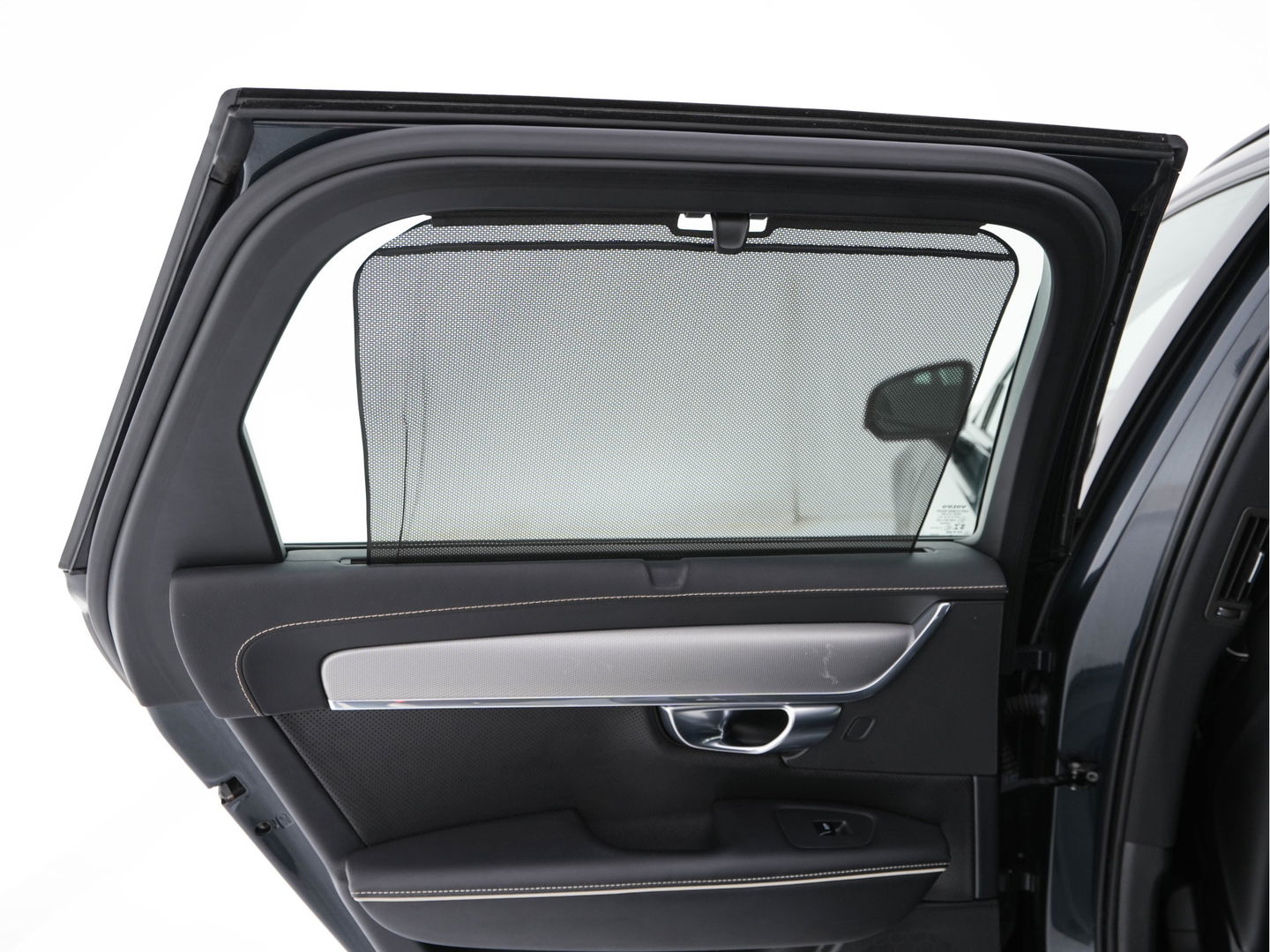 Volvo V90 2.0 D4 R-Design (INCL-BTW) *LEATHER-MICROFIBRE | DIGI-COCKPIT | FULL-LED | HARMAN/KARDON | HEATED-SPORTSEATS | LANE-ASSIST | NAVI-FULLMAP | CAMERA | DAB+ | PRIVACY-GLASS | ECC | PDC | TOWBAR | 19''ALU*