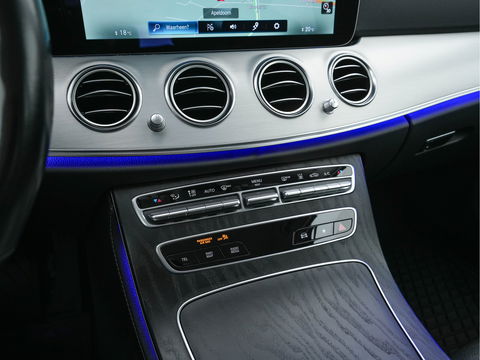 Mercedes-Benz E-Klasse Estate 300 de Luxury Line (INCL-BTW) Aut. *ADAPTIVE-CRUISE | LUXURY-LEATHER | FULL-LED | WIDE-SCREEN-DIGICOCKPIT | BLIND-SPOT | AMBIENT-LIGHT | HEATED-SPORTSEATS | CAMERA | DAB+ | NAVI-FULLMAP | PDC | ECC | 18''ALU*