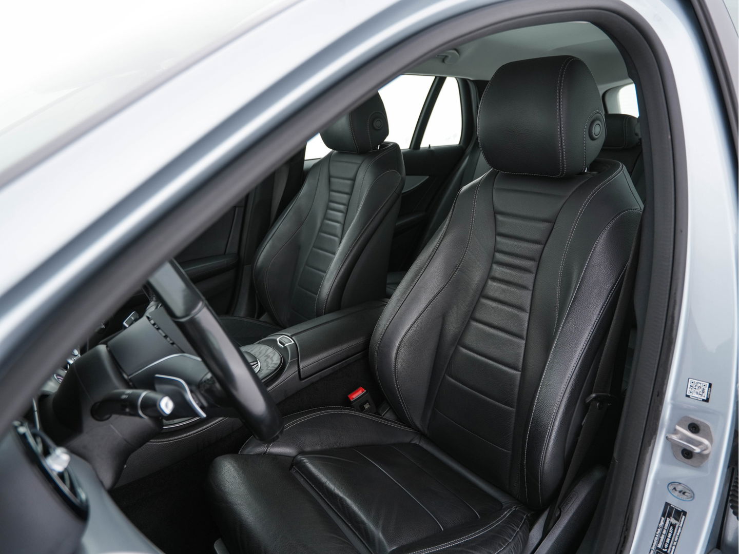 Mercedes-Benz E-Klasse Estate 300 de Luxury Line (INCL-BTW) Aut. *ADAPTIVE-CRUISE | LUXURY-LEATHER | FULL-LED | WIDE-SCREEN-DIGICOCKPIT | BLIND-SPOT | AMBIENT-LIGHT | HEATED-SPORTSEATS | CAMERA | DAB+ | NAVI-FULLMAP | PDC | ECC | 18''ALU*