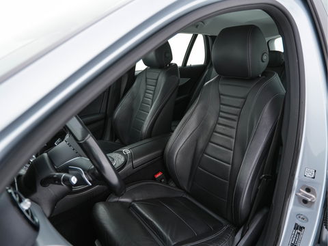 Mercedes-Benz E-Klasse Estate 300 de Luxury Line (INCL-BTW) Aut. *ADAPTIVE-CRUISE | LUXURY-LEATHER | FULL-LED | WIDE-SCREEN-DIGICOCKPIT | BLIND-SPOT | AMBIENT-LIGHT | HEATED-SPORTSEATS | CAMERA | DAB+ | NAVI-FULLMAP | PDC | ECC | 18''ALU*