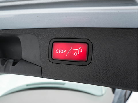 Mercedes-Benz E-Klasse Estate 300 de Luxury Line (INCL-BTW) Aut. *ADAPTIVE-CRUISE | LUXURY-LEATHER | FULL-LED | WIDE-SCREEN-DIGICOCKPIT | BLIND-SPOT | AMBIENT-LIGHT | HEATED-SPORTSEATS | CAMERA | DAB+ | NAVI-FULLMAP | PDC | ECC | 18''ALU*