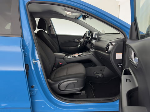 Hyundai KONA EV Fashion 39 kWh [ 3-Fase ] {SOH-100%} (INCL.BTW) NEW MODEL Aut. *HEAD-UP | NAVI-FULLMAP | DIGI-COCKPIT | FULL-LED | KRELL-AUDIO | LANE-ASSIST | KEYLESS | CAMERA | HEAD-UP | SHIFT-PADDLES | DAB | ADAPT.CRUISE | COMFORT-SEATS | 17'