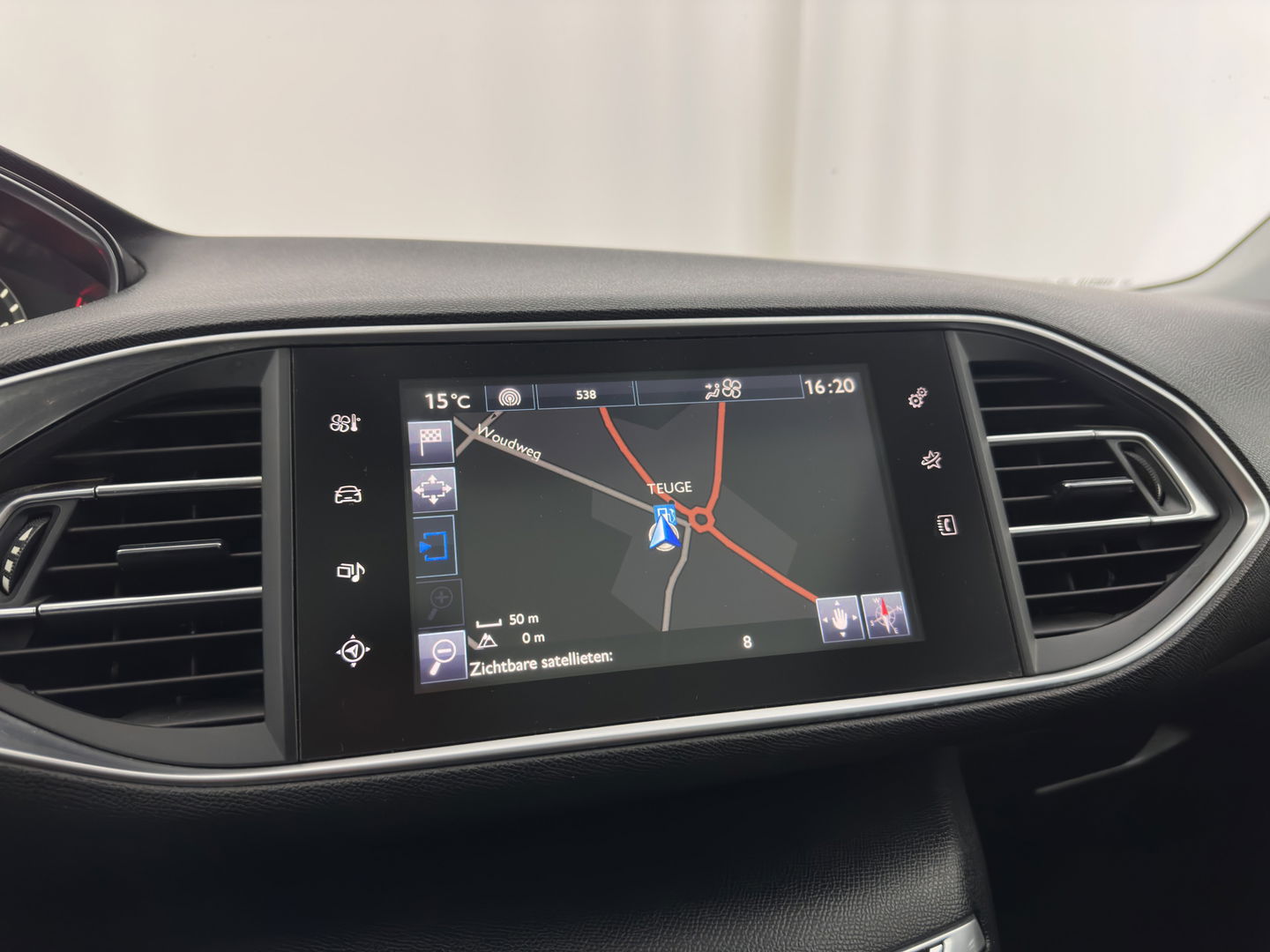 Peugeot 308 SW 1.6 BlueHDI Blue Lease Executive Pack *PANO | NAVI-FULLMAP | SPORT-SEATS | CAMERA | ECC | PRIVACY-GLASS | PDC | CRUISE | TOWBAR | 16''ALU*