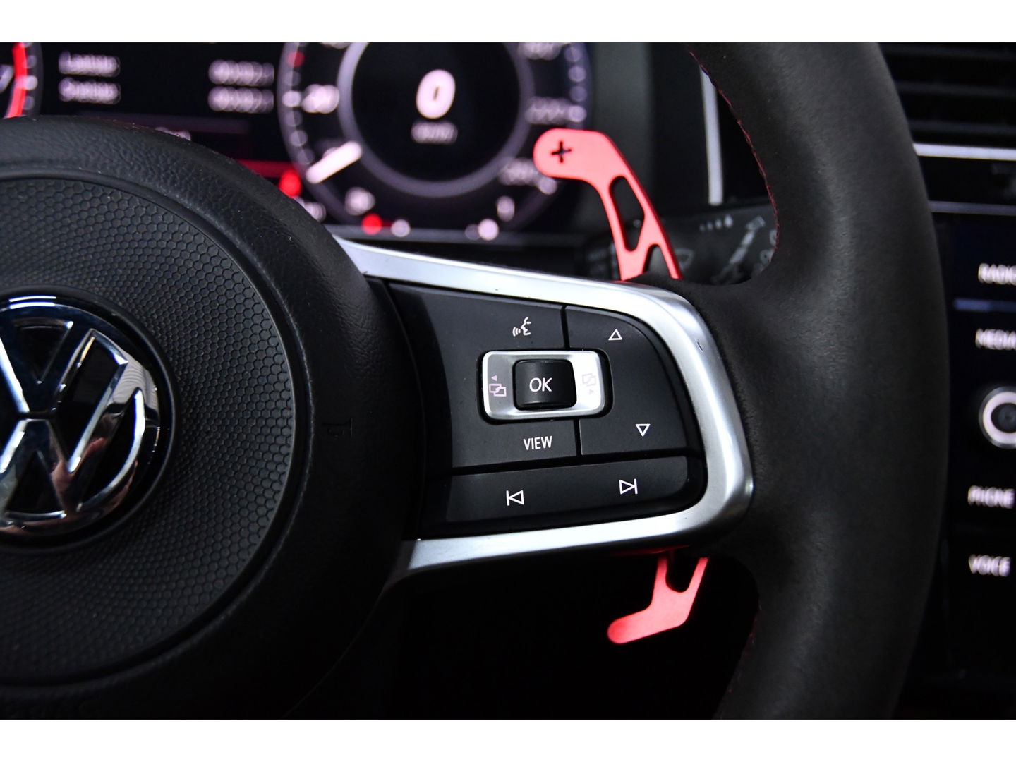 Volkswagen Golf 2.0 TSI GTI TCR Pano Keyless