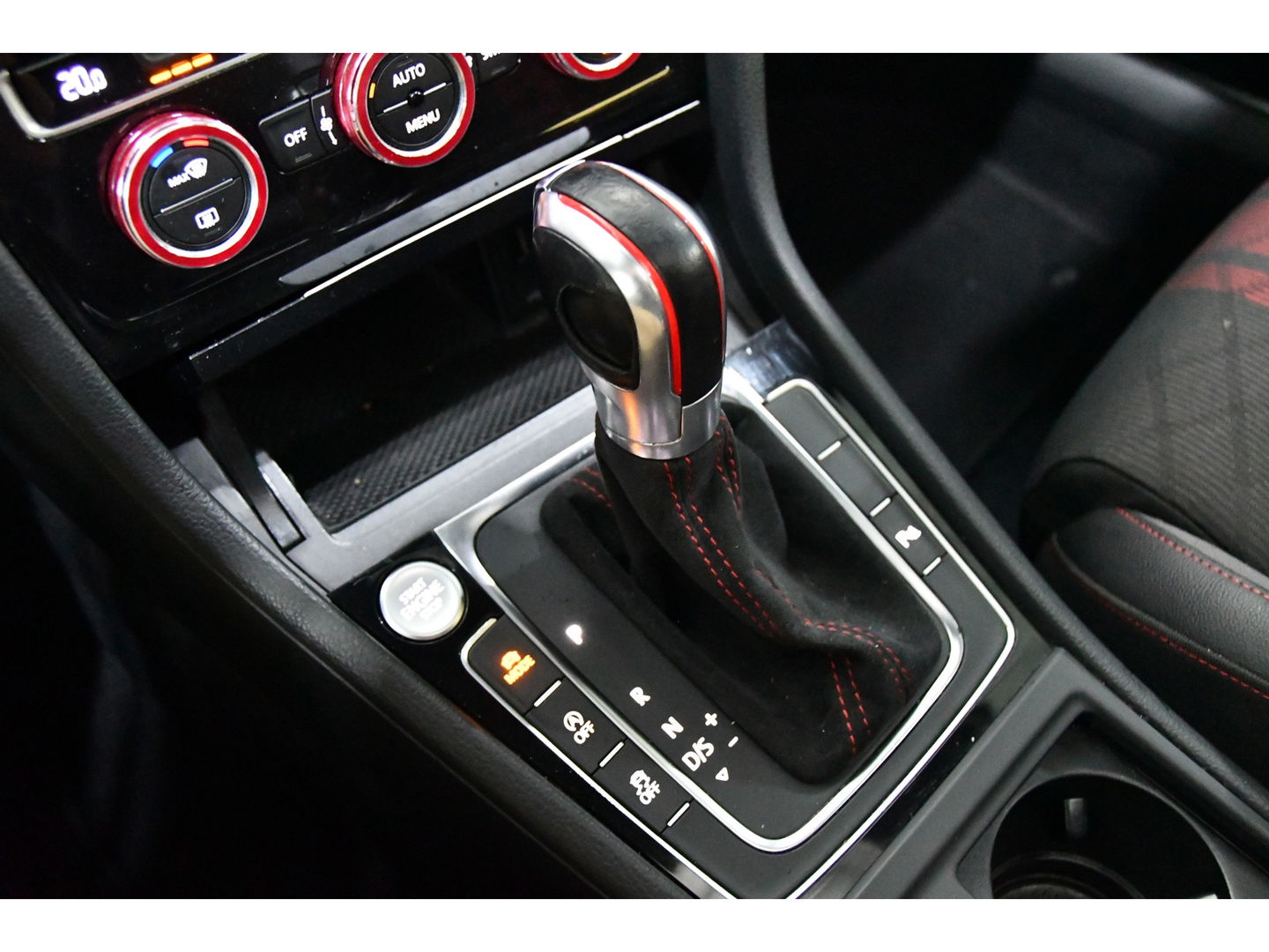 Volkswagen Golf 2.0 TSI GTI TCR Pano Keyless