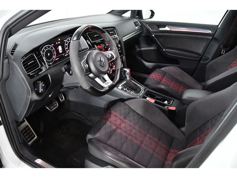 Volkswagen Golf 2.0 TSI GTI TCR Pano Keyless
