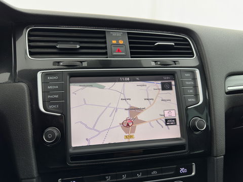 Volkswagen Golf 1.4 TSI GTE Executive Plus ( Plug-in ) Aut. * PANO | FULL-LED | NAVI-FULLMAP | SPORT-SEATS | DAB+ | ECC | CRUISE | CAMERA | PRIVACY-GLASS | 18" ALU *