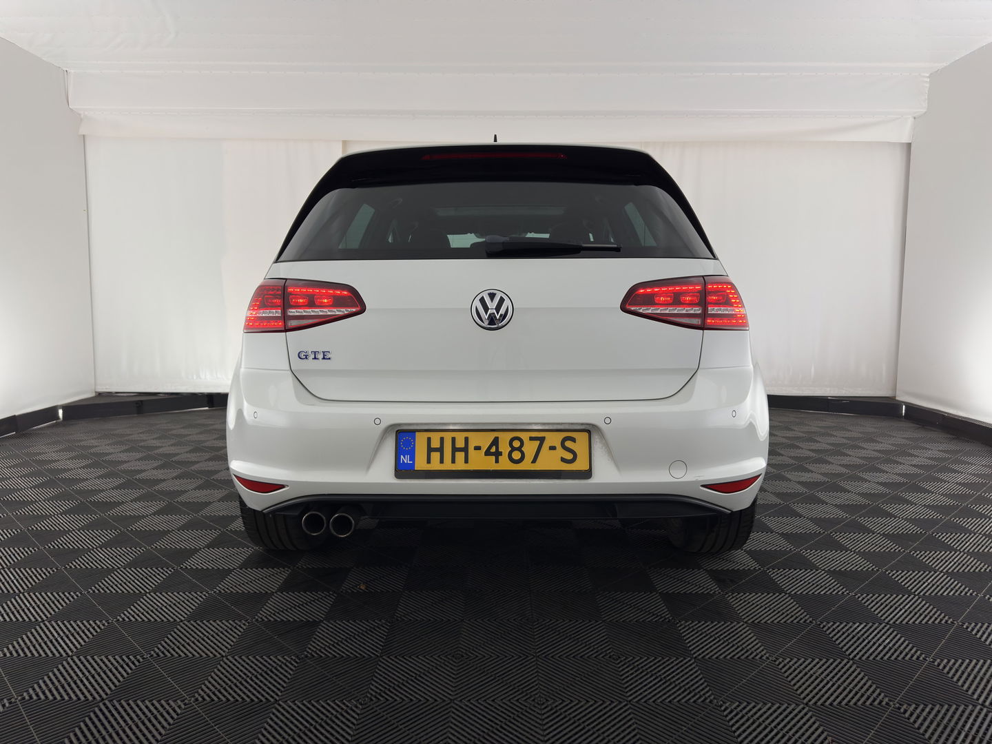 Volkswagen Golf 1.4 TSI GTE Executive Plus ( Plug-in ) Aut. * PANO | FULL-LED | NAVI-FULLMAP | SPORT-SEATS | DAB+ | ECC | CRUISE | CAMERA | PRIVACY-GLASS | 18" ALU *