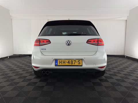 Volkswagen Golf 1.4 TSI GTE Executive Plus ( Plug-in ) Aut. * PANO | FULL-LED | NAVI-FULLMAP | SPORT-SEATS | DAB+ | ECC | CRUISE | CAMERA | PRIVACY-GLASS | 18" ALU *
