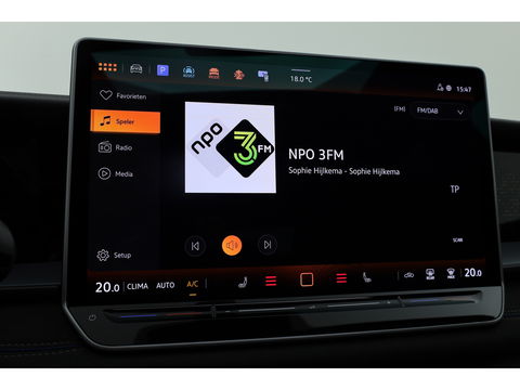 Volkswagen Tayron 1.5 eHybrid R-Line 272pk | Pano | HUD | Harman Kardon | Massage | Keyless | IQ Light | Stoel- Stuurverw.