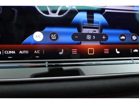 Volkswagen Tayron 1.5 eHybrid R-Line 272pk | Pano | HUD | Harman Kardon | Massage | Keyless | IQ Light | Stoel- Stuurverw.