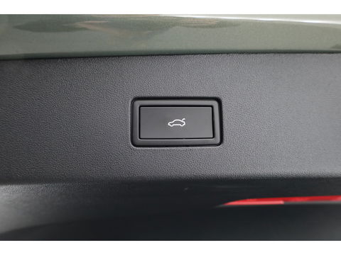 Volkswagen Tayron 1.5 eHybrid R-Line 272pk | Pano | HUD | Harman Kardon | Massage | Keyless | IQ Light | Stoel- Stuurverw.