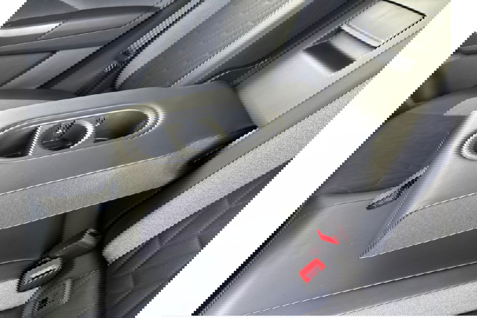 Volkswagen T-Roc 1.0 TSI GOAL EDITION AIRCO NAVI PDC LMV STOELVW