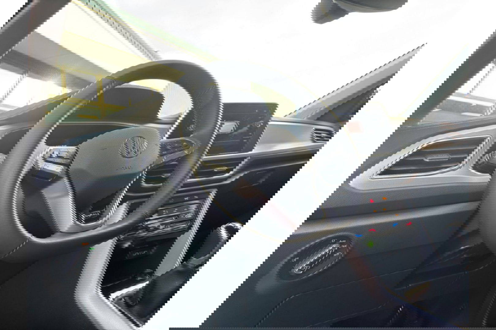 Volkswagen T-Roc 1.0 TSI GOAL EDITION AIRCO NAVI PDC LMV STOELVW