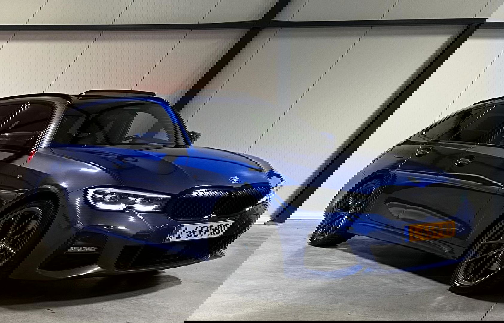 BMW 3 Serie Touring BMW 3-serie 330i 258PK M-Sport High Executive Pano Trekhaak