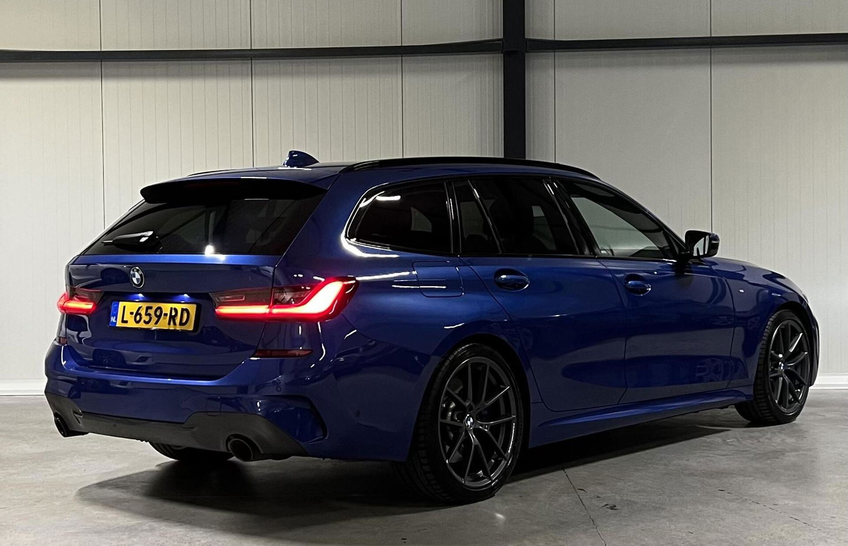 BMW 3 Serie Touring BMW 3-serie 330i 258PK M-Sport High Executive Pano Trekhaak