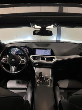 BMW 3 Serie Touring BMW 3-serie 330i 258PK M-Sport High Executive Pano Trekhaak