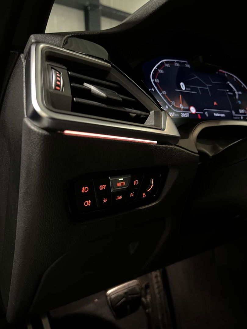 BMW 3 Serie Touring BMW 3-serie 330i 258PK M-Sport High Executive Pano Trekhaak