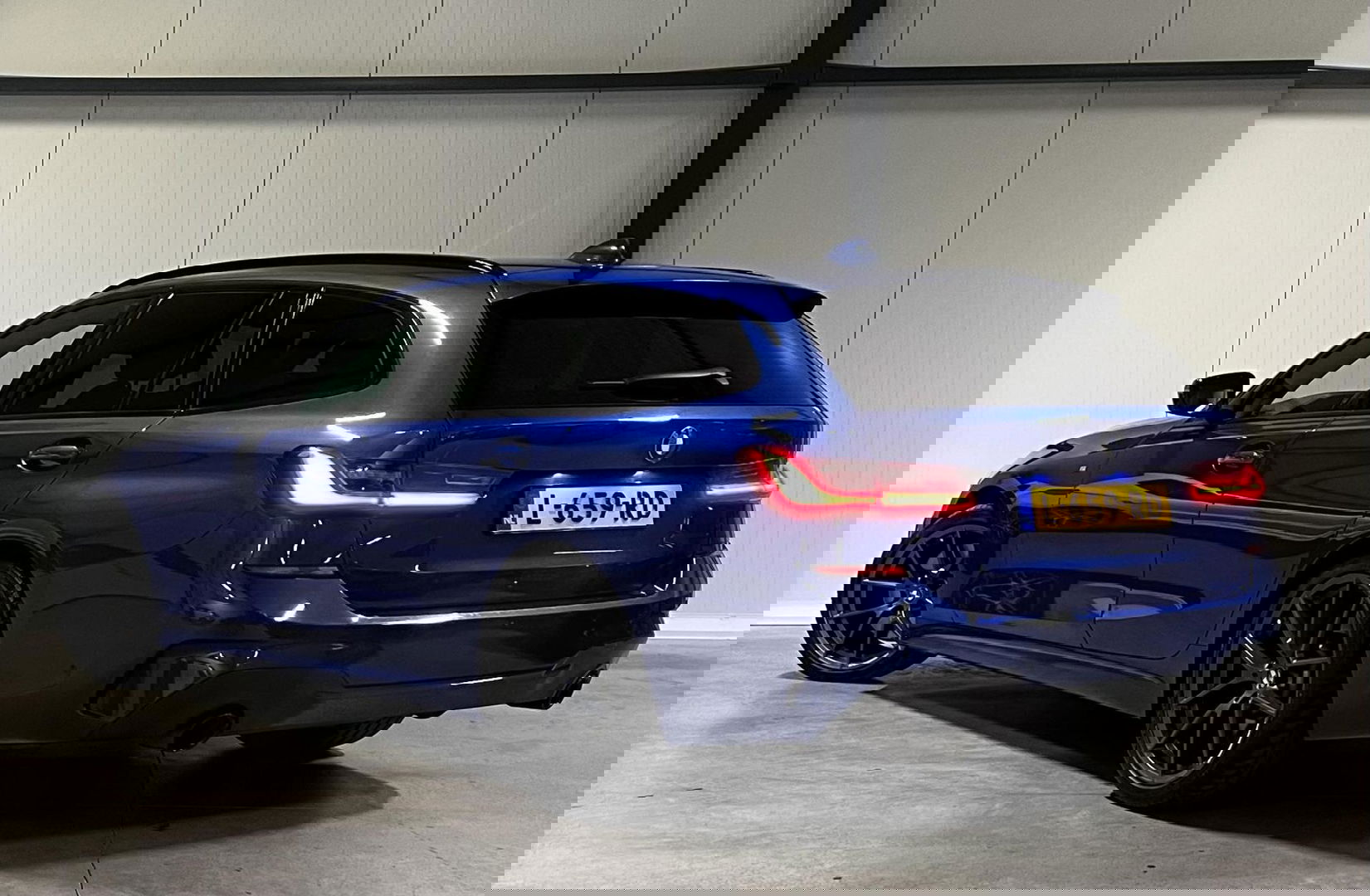 BMW 3 Serie Touring BMW 3-serie 330i 258PK M-Sport High Executive Pano Trekhaak