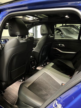 BMW 3 Serie Touring BMW 3-serie 330i 258PK M-Sport High Executive Pano Trekhaak