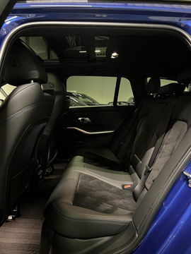 BMW 3 Serie Touring BMW 3-serie 330i 258PK M-Sport High Executive Pano Trekhaak