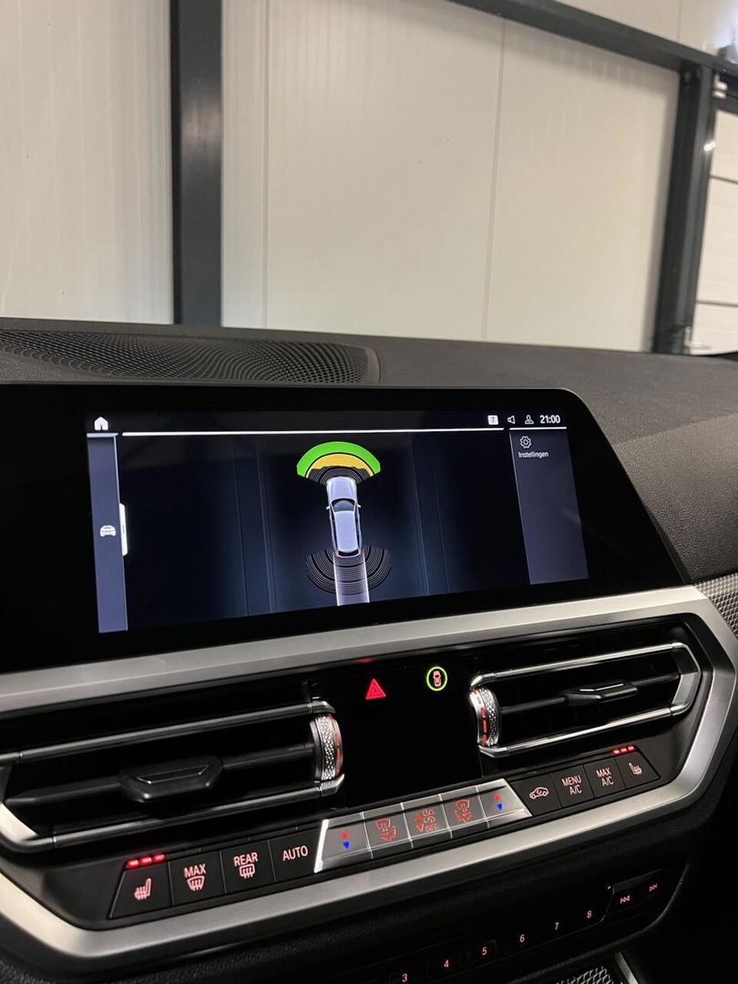 BMW 3 Serie Touring BMW 3-serie 330i 258PK M-Sport High Executive Pano Trekhaak