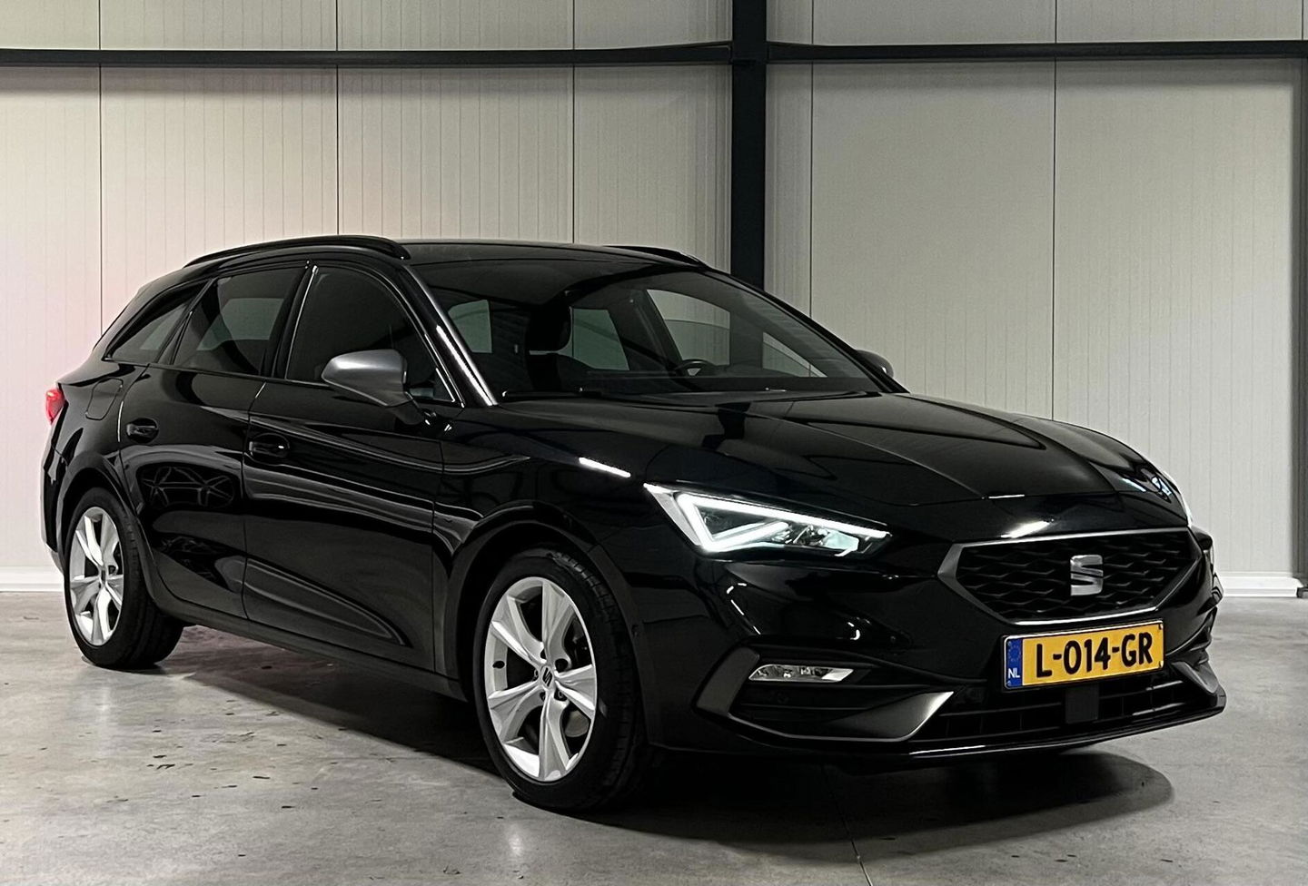 SEAT Leon Sportstourer 1.5 eTSI FR Launch Edition Trekhaak