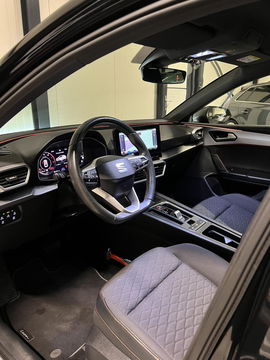 SEAT Leon Sportstourer 1.5 eTSI FR Launch Edition Trekhaak