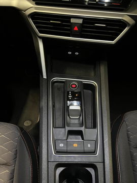 SEAT Leon Sportstourer 1.5 eTSI FR Launch Edition Trekhaak