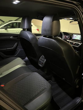 SEAT Leon Sportstourer 1.5 eTSI FR Launch Edition Trekhaak